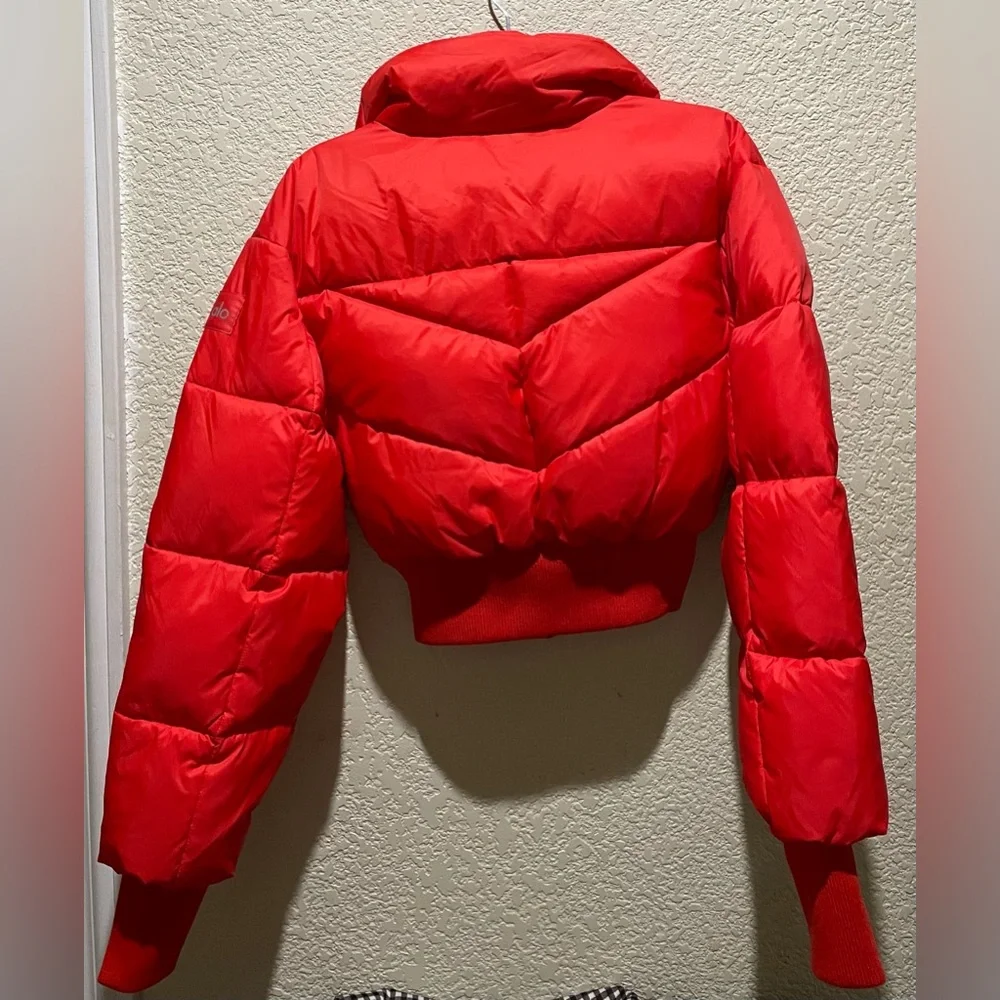 ALO Yoga NWT Cropped Atmosphere Puffer Bright Red Size L